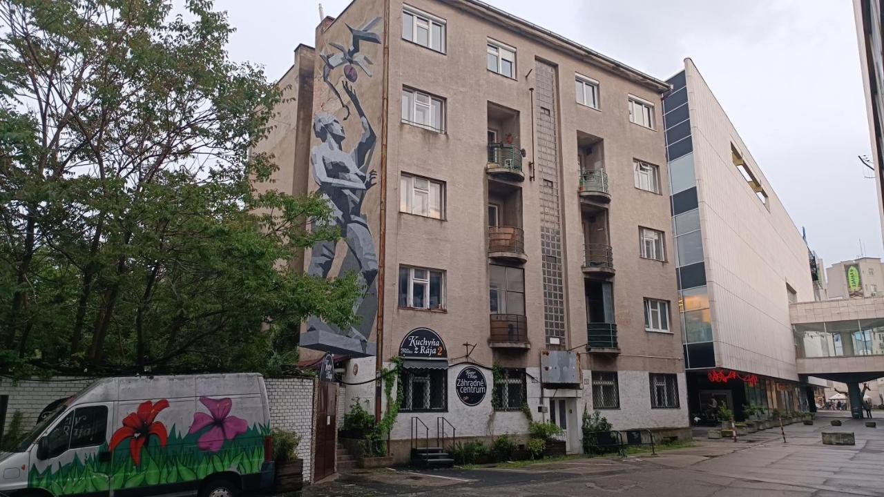 Stone Square Apartment ブラチスラヴァ エクステリア 写真