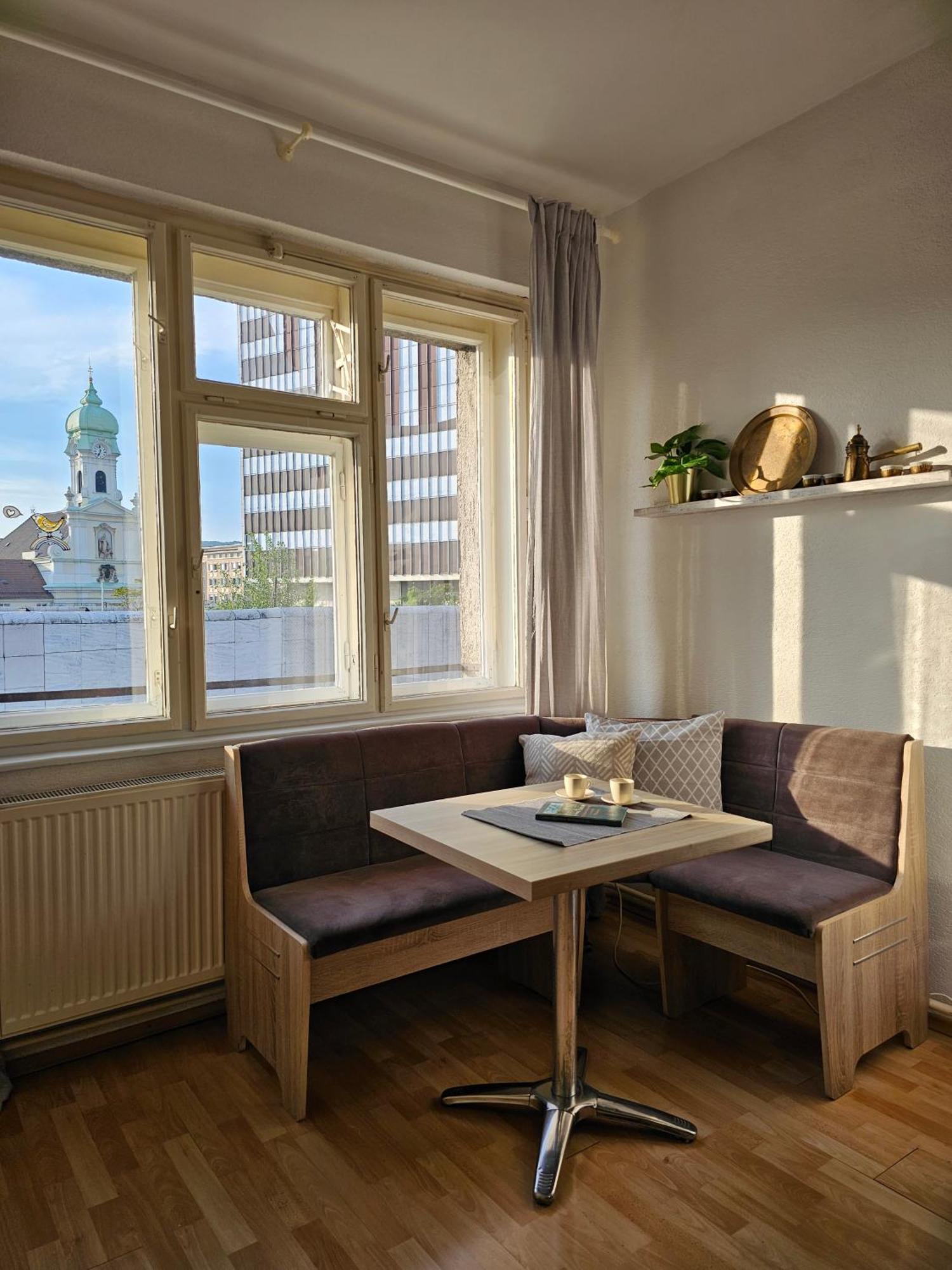 Stone Square Apartment ブラチスラヴァ エクステリア 写真