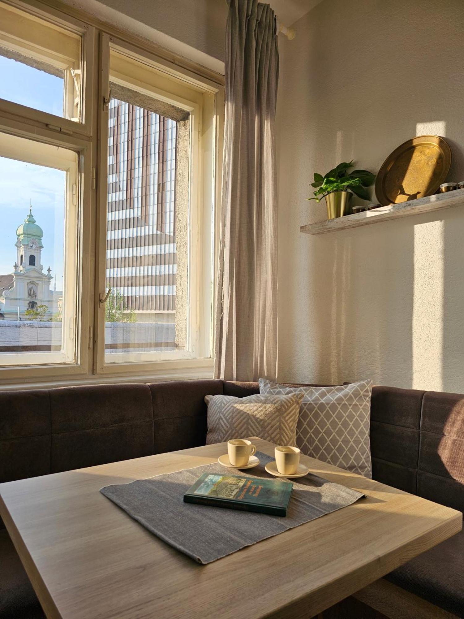 Stone Square Apartment ブラチスラヴァ エクステリア 写真